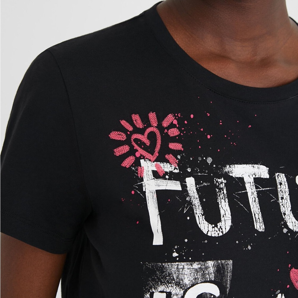 Desigual T-shirt hearts 100% cotton Size Large - Picture 5 of 10